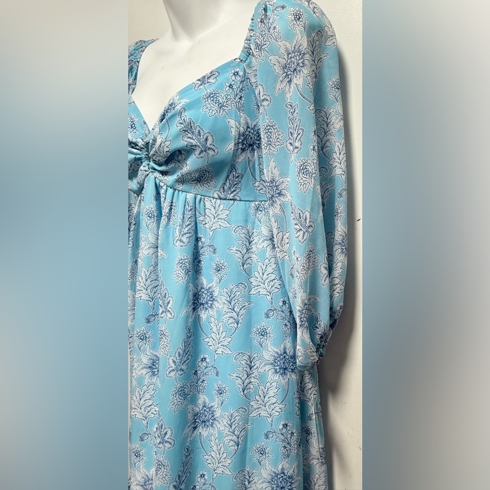 Taylor Light Blue Textured Dress Size 4 - Picture 4 of 11